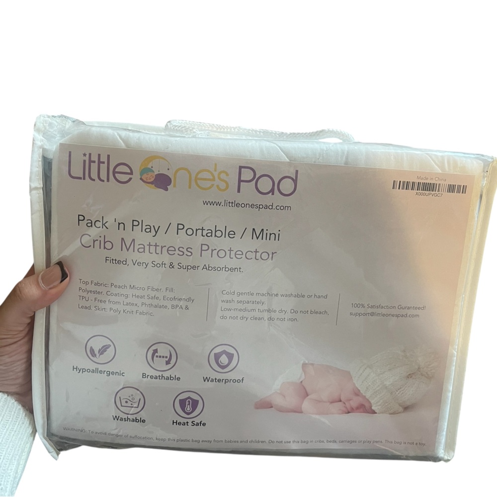 Crib Mattress Protector - White